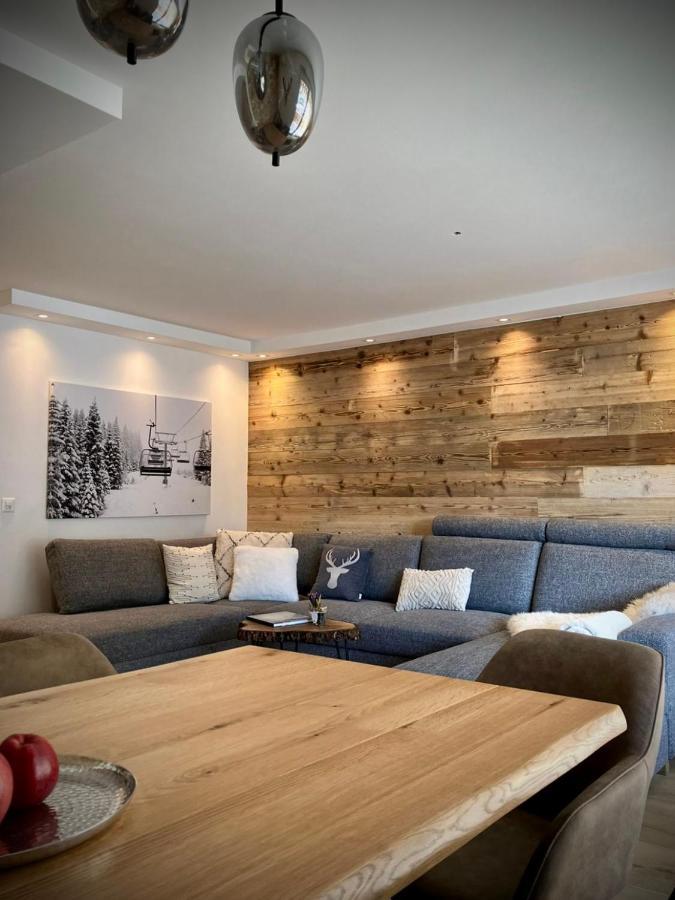 Spacious 3 - Family-friendly - - Great Views *